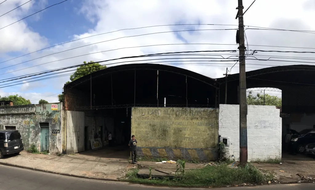 Terreno - Venta - Paraguay Vendo Terreno- Construcción a demoler — foto 3