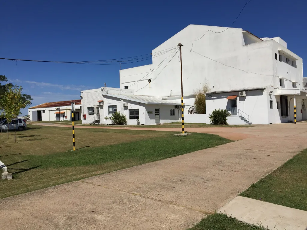 PUNTA DEL ESTE --- FRIGORÍFICO SE VENDE!!! — foto 2