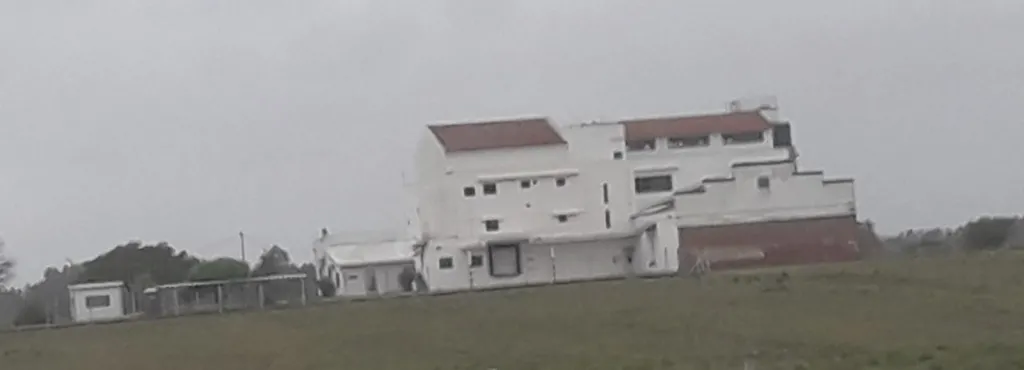 PUNTA DEL ESTE --- FRIGORÍFICO SE VENDE!!! — foto 3
