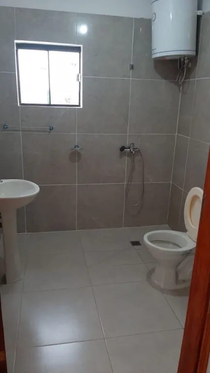 Se vendo una casa en La Colmena con 4 hectáreas de terreno en un lugar tranquilo — foto 3