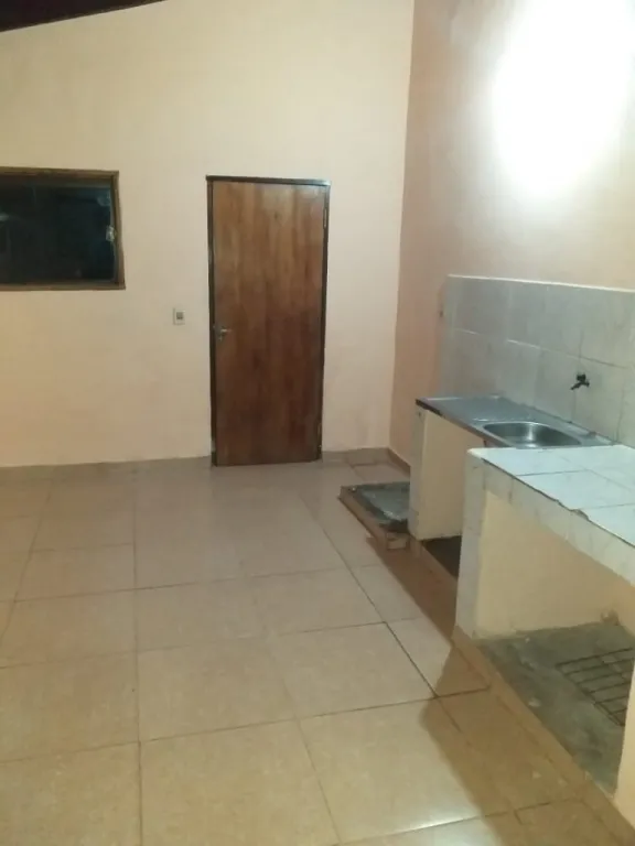 Vendo casa en Ypané (centro mismo) — foto 2