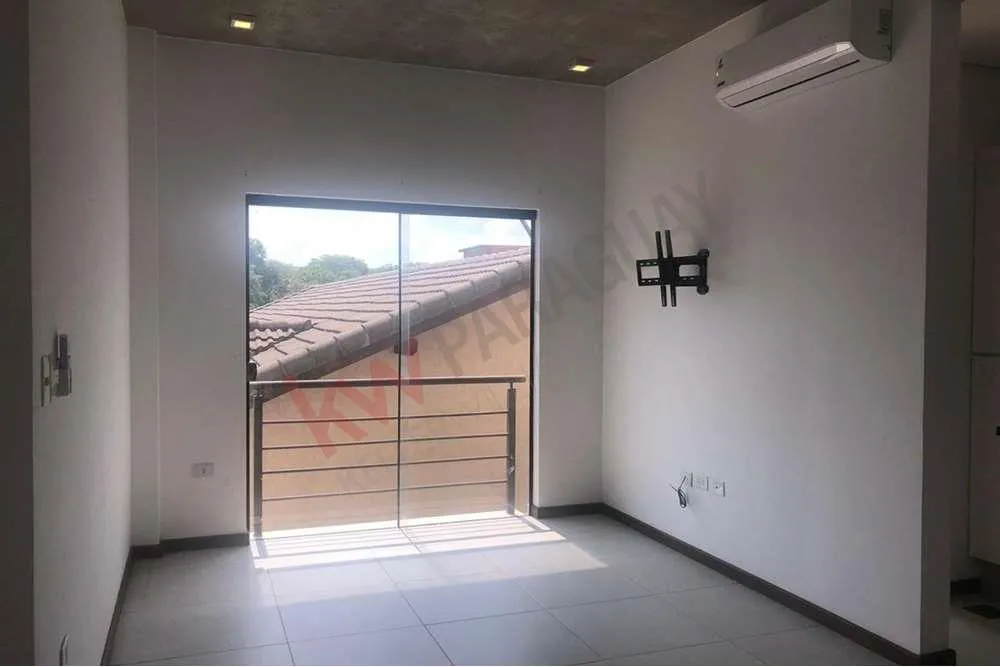 DEPARTAMENTO DE DOS DORMITORIOS DOS BAÑOS Y COCHERA EN VENTA — foto 2