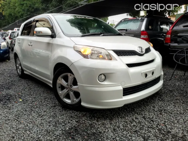 Toyota New Ist 2008 - foto 2