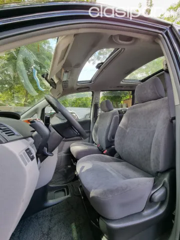 Toyota Noah 2004 — foto 8
