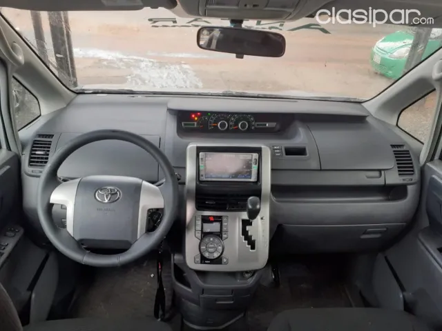Toyota Voxy 2007 — foto 6