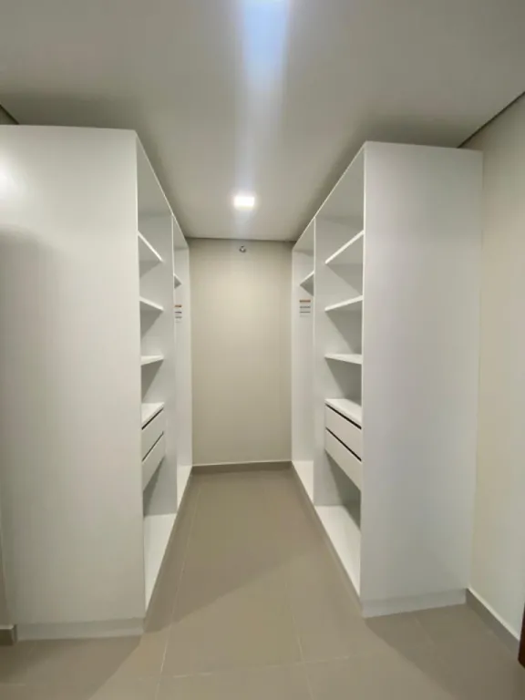 VILLA MORRA: DEPTO A ESTRENAR!! – 3 HABITACIONES, BALCÓN, PARRILLA, 2 COCHERAS - 1.400 USD — foto 3