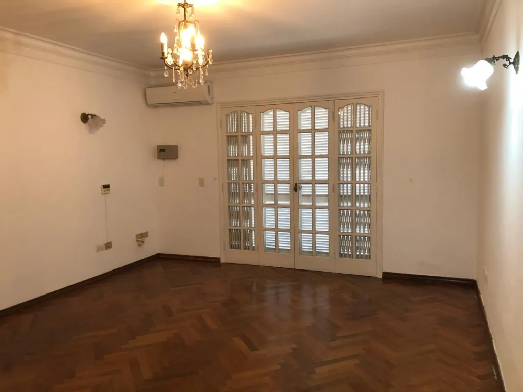 MANORÁ – ASA: HERMOSA RESIDENCIA, 3 SUITES, PISCINA – 12.000.000 GS. — foto 2