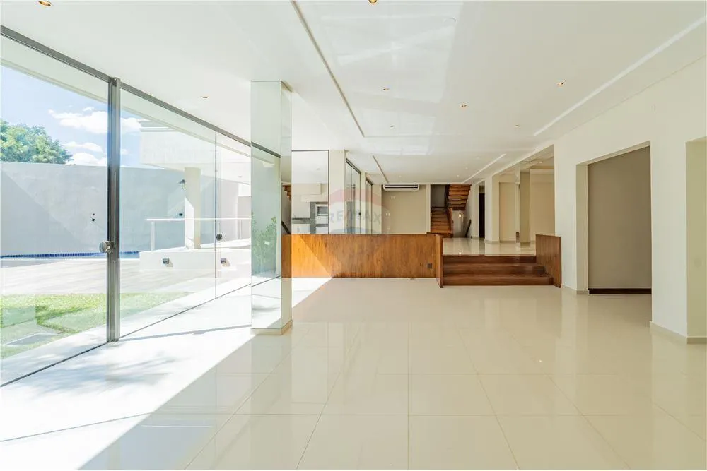 Venta Residencia Premium en Pleno Villa Morra — foto 3