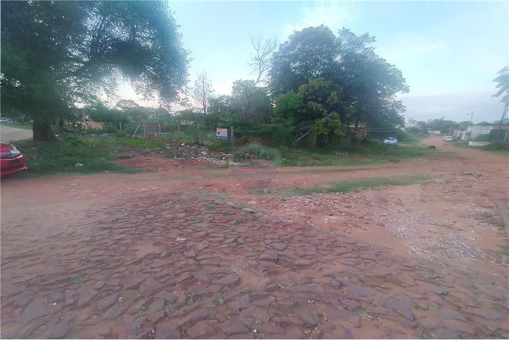 TERRENO DE 720 M2 en San Lorenzo - LOS NOGALES — foto 2