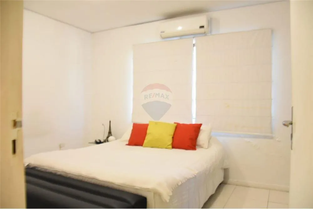 VENDO DUPLEX DE 3 DORMITORIOS CON PISCINA EN LUQUE - VILLA ADELA — foto 2