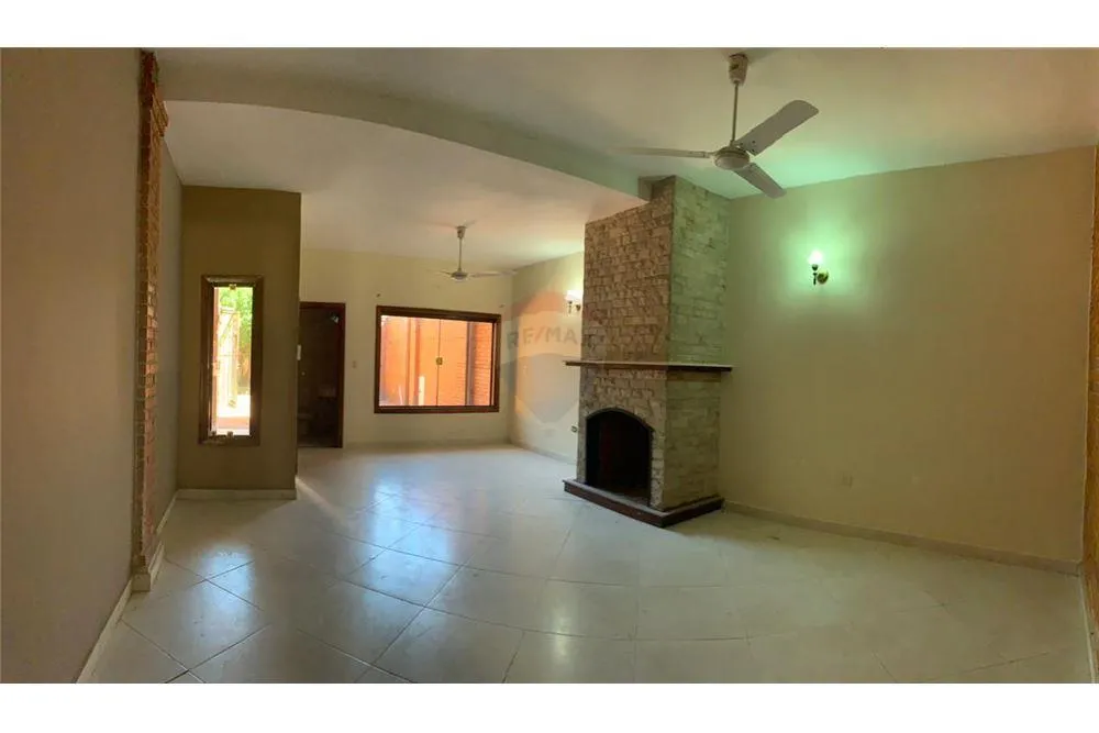 VENDO DUPLEX DE 3 DORMITORIOS CON PATIO EN ASUNCION MBOCAYATY — foto 3
