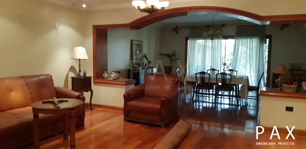 VILLA MORRA: ELEGANTE RESIDENCIA, 4 SUITES, GRAN JARDÍN, PISCINA, 3.000 USD. — foto 3