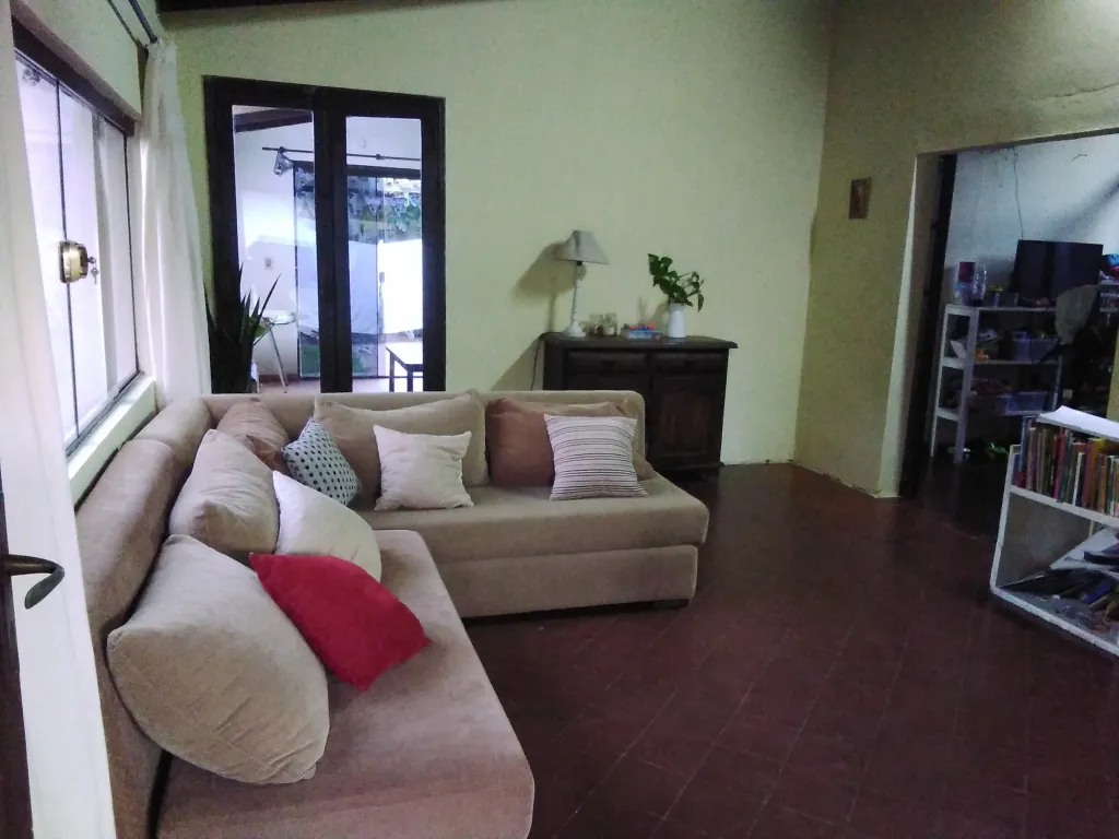 Casa con 2 salones comerciales sobre Pitiantuta casi 11 de septiembre — foto 3