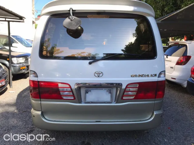Toyota Hiace 2001 — foto 4