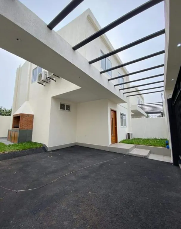 VENDO HERMOSO DUPLEX EN MARIANO ROQUE ALONSO. BARRIO LA CONCORDIA — foto 2