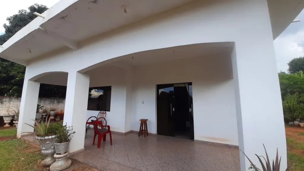 Vendo casa a 300 mts de la Rotonda de Caaguazu!! — foto 3