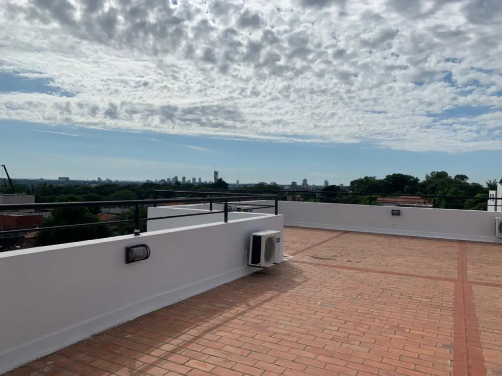 en venta dpto. en edificio excelente ubicación y seguridad — foto 2