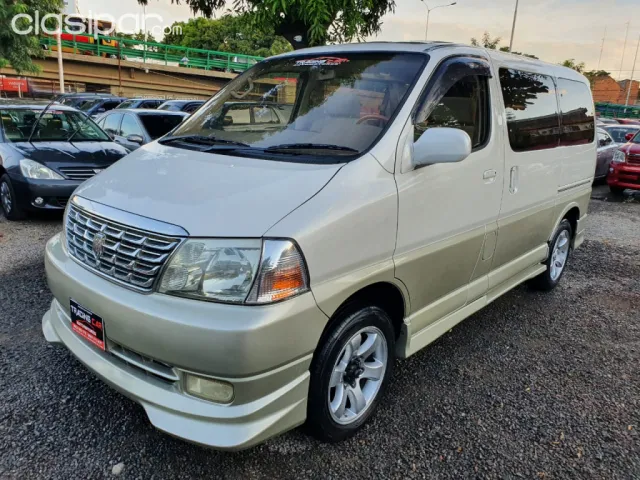 Toyota Gran Hiace 2001 — foto 3