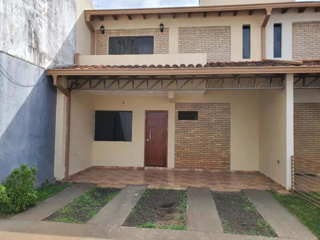 VENDO DUPLEX EN CONDOMINIO CERRADO EN EL AREA 1!! — foto 2