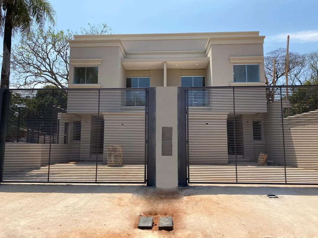 Vendo a ESTRENAR sobre Avenida del Yacht y Golf Club con salida al Campo de Golf — foto 2