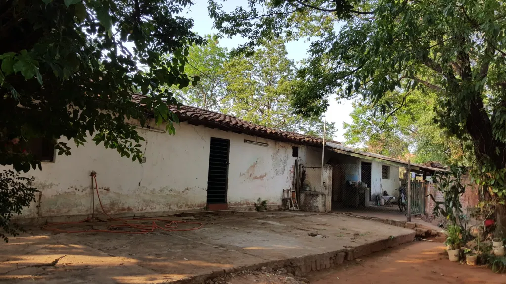Casa en Venta frente al asfalto — foto 2