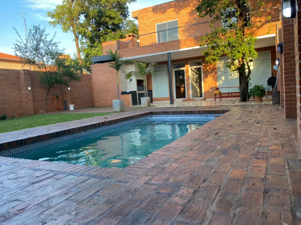 Vendo casa en Villa Adela Luque — foto 2