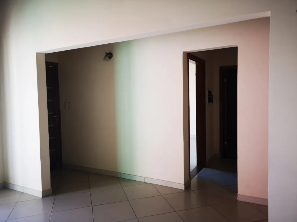 Casa en Lambaré a minutos del colegio SEK Paraguay — foto 3