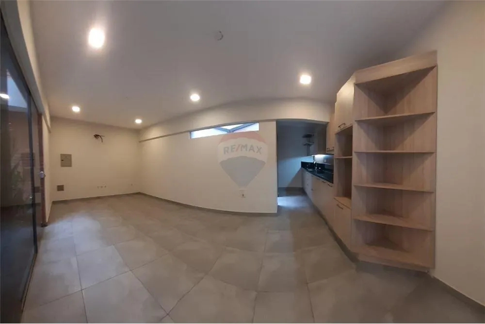 VENDO AMPLIO DUPLEX DE 3 DORMITORIOS + AREA DE SERVICIO ZONA PINEDO - SAN LORENZO — foto 3