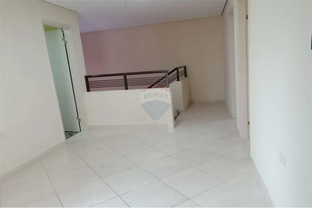 VENDO DUPLEX A ESTRENAR DE 3 DORMITORIOS EN LUQUE MORA CUE — foto 3