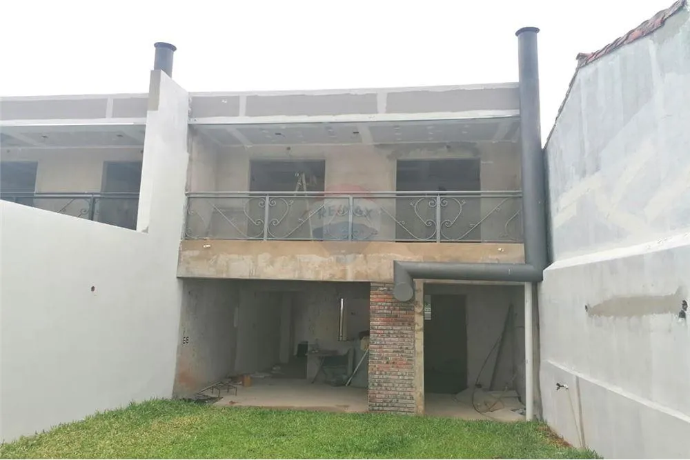 VENDO DUPLEX A ESTRENAR DE 3 DORMITORIOS CON PATIO EN LAMBARE ZONA CARRETERA LOPEZ — foto 3