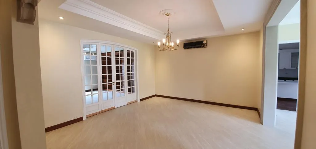 HERMOSA CASA A ESTRENAR BO. MCAL ESTIGARRIBIA — foto 3