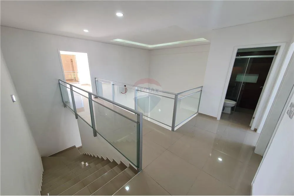 VENDO DUPLEX A ESTRENAR CON PATIO EN BARRIO CERRADO - LIMPIO — foto 2