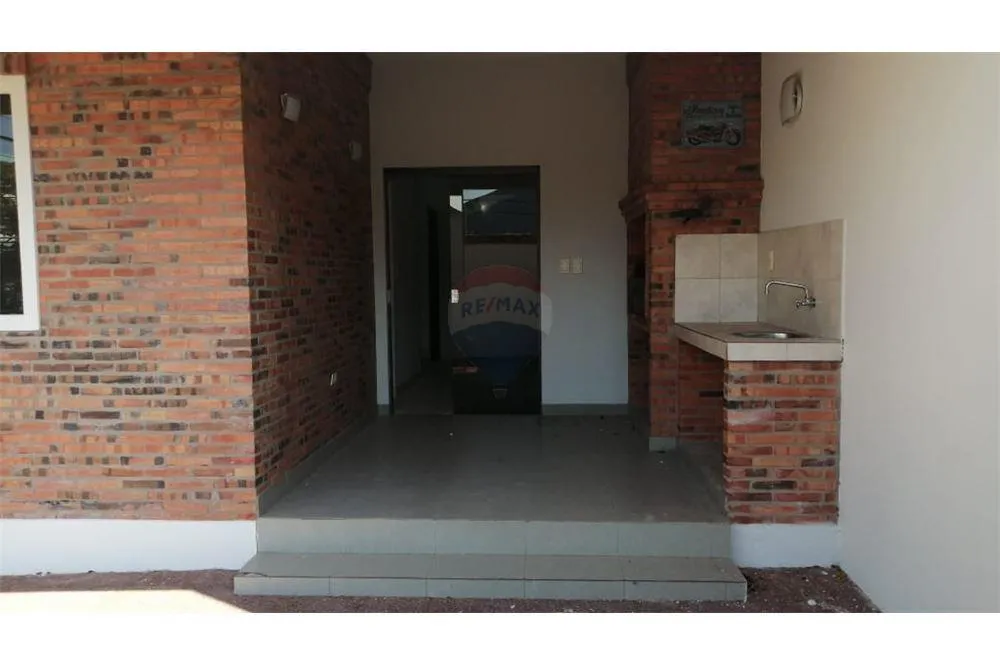 VENDO DUPLEX DE 3 DORMITORIOS EN ASUNCION LAS MERCEDES — foto 2