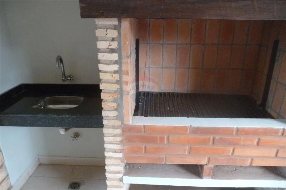 VENDO DUPLEX A ESTRENAR DE 3 DORMITORIOS CON PATIO EN SAN LORENZO ZONA CENTRO! — foto 2