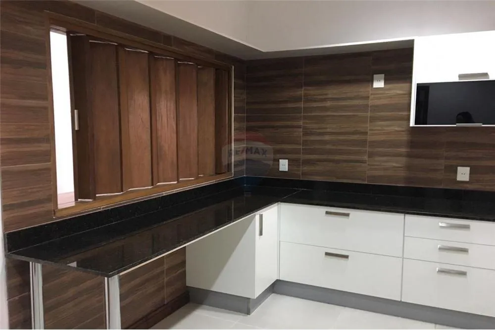 VENDO DUPLEX DE 3 DORMITORIOS + AREA DE SERVICIO EN SAN LORENZO ZONA PINEDO — foto 3