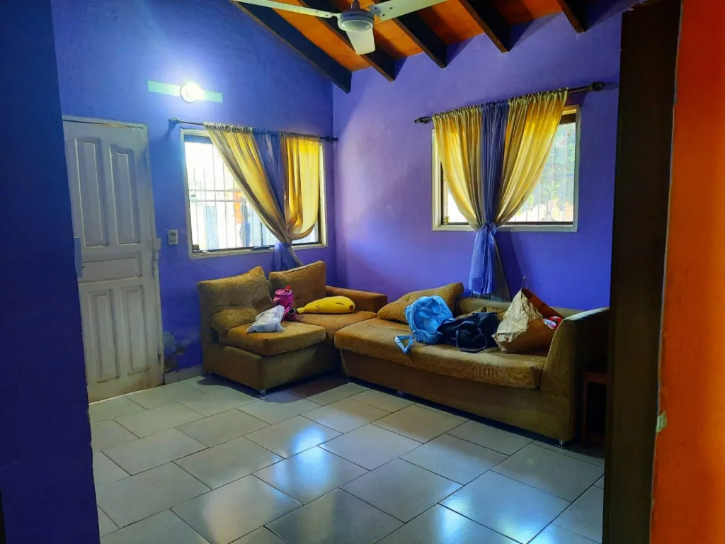 VENDO CASA EN YKUA DURE-LUQUE — foto 3
