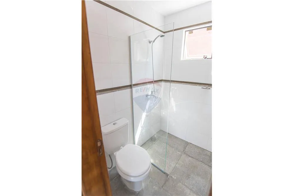 VENDO TRIPLEX A ESTRENAR DE 3 DORMITORIOS EN SAJONIA — foto 3