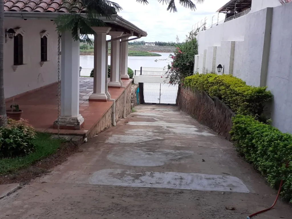 Vendo Casa sobre el Rio Paraguay — foto 3