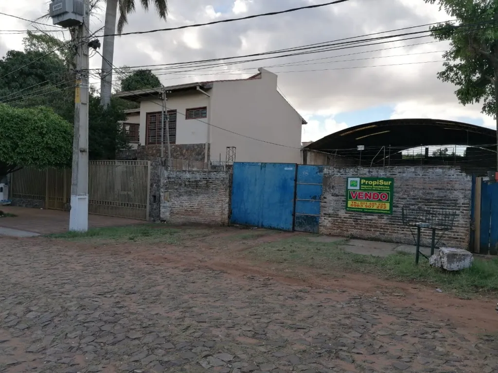 VENDO AMPLIO TINGLADO EN LAMBARÉ — foto 2