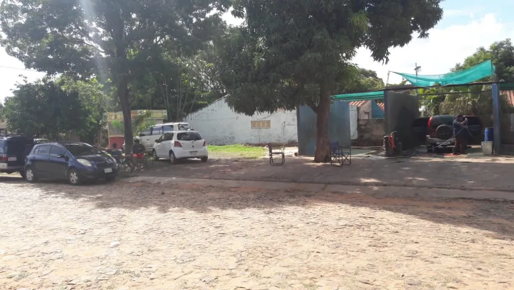 Vendo Terreno con Lavadero y Casa — foto 2