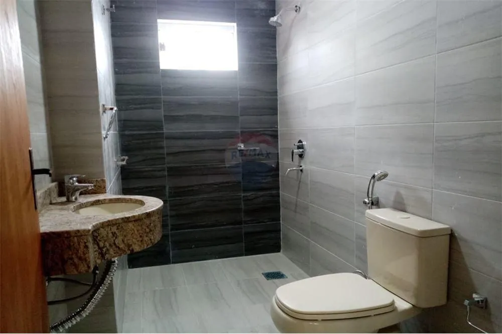 VENDO DUPLEX A ESTRENAR DE 3 DORMITORIOS CON PATIO SAN LORENZO — foto 3