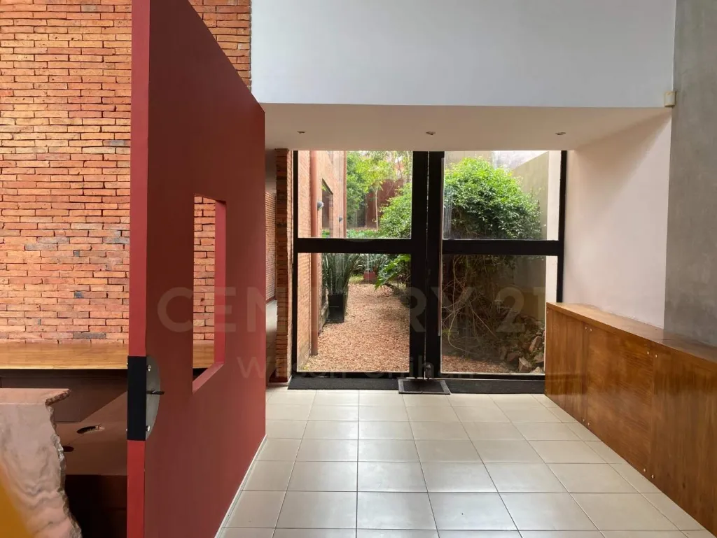 Exclusivo Local Comercial sobre Molas Lopez - 500 m2. — foto 3