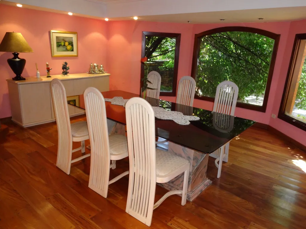 Venta de Residencia en Villa Morra — foto 3