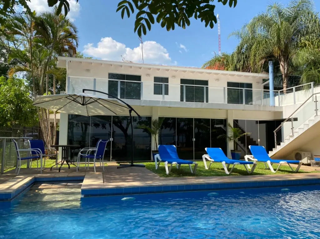 Casa en San Bernardino Frente al Lago con Hermosos Atardeceres — foto 2