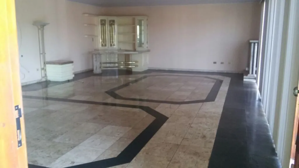 VENDO CASA EN CIUDAD DEL ESTE — foto 2