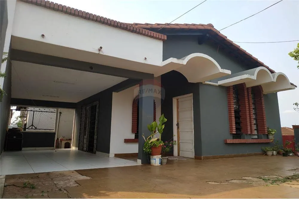 Vendo casa en el barrio San Pedro, cerca de la UNI: 3 habitaciones y 2 baños. — foto 2