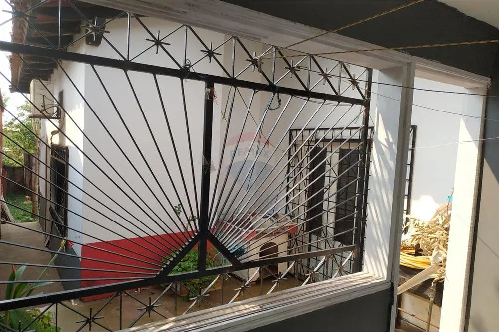 Vendo casa en el barrio San Pedro, cerca de la UNI: 3 habitaciones y 2 baños. — foto 3