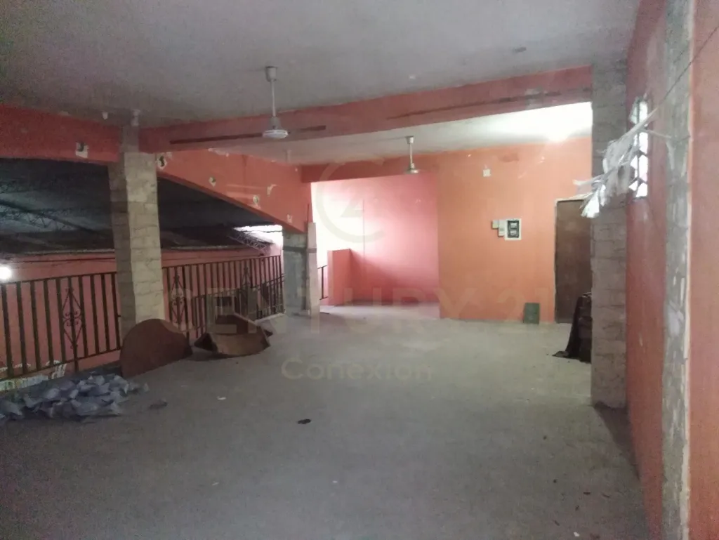 En Venta Tinglado con salida a dos calles y vivienda 795 mts2. — foto 3