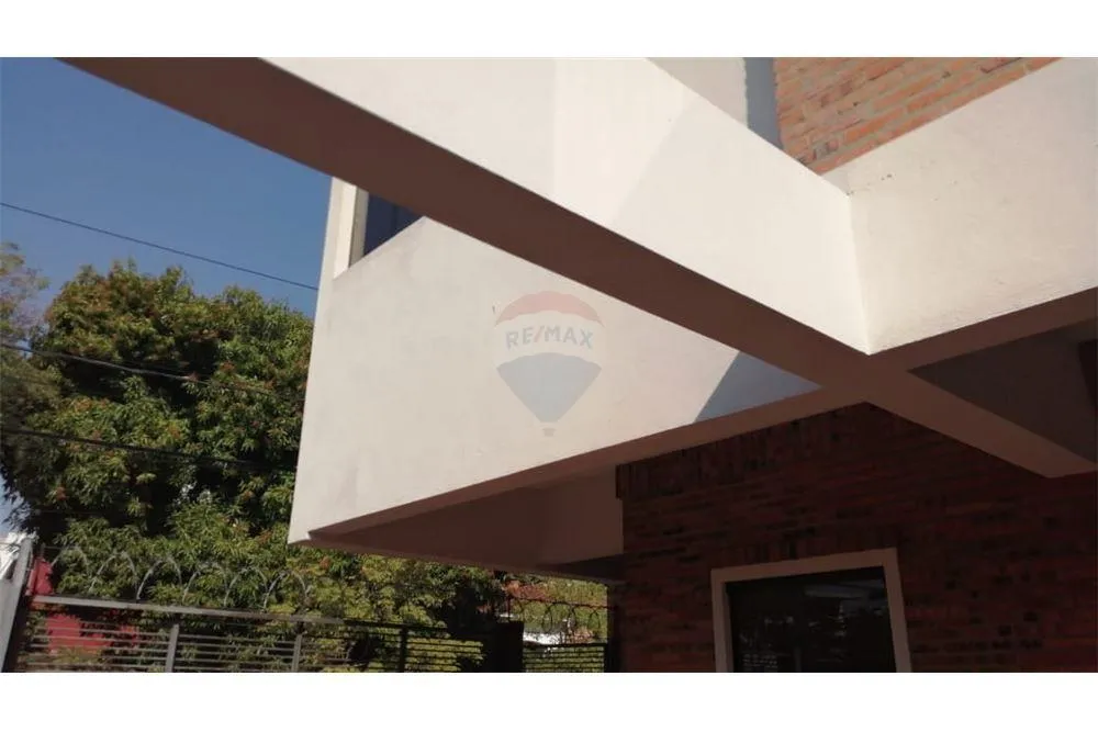 DUPLEX EN VENTA EN BARRIO LAS MERCEDES — foto 2