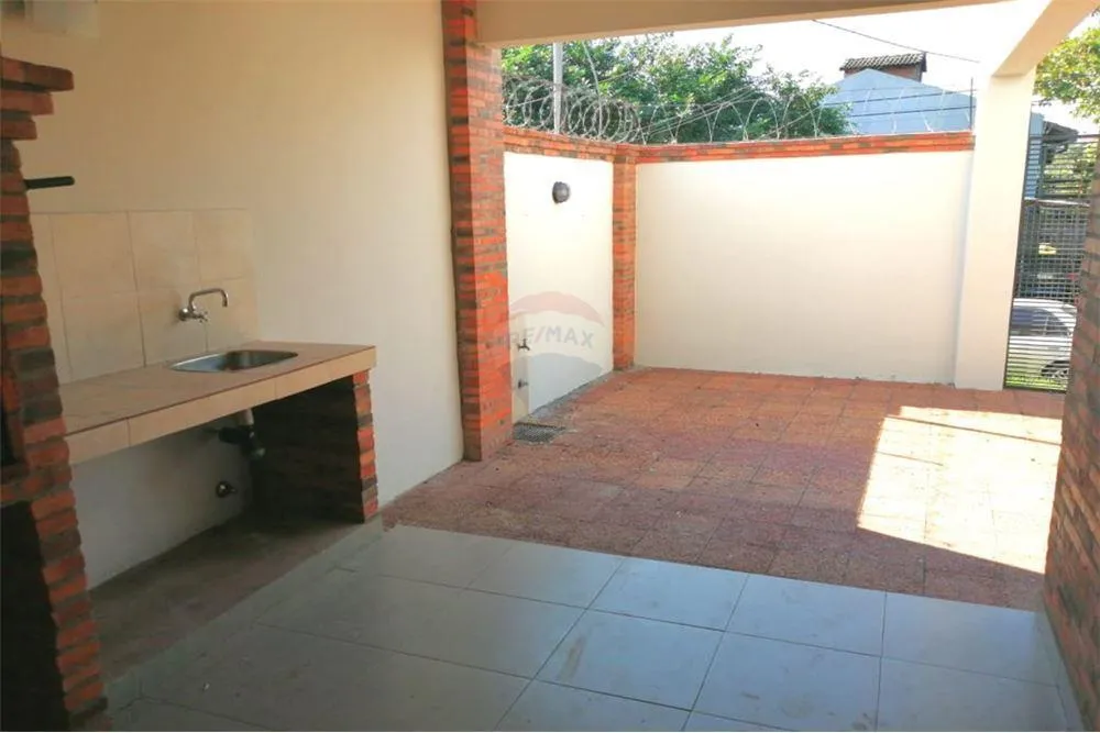 DUPLEX EN VENTA EN BARRIO LAS MERCEDES — foto 3
